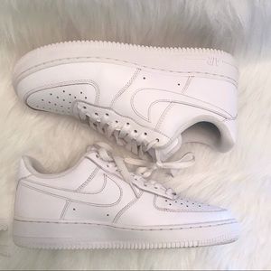 womens white air force 1 size 9
